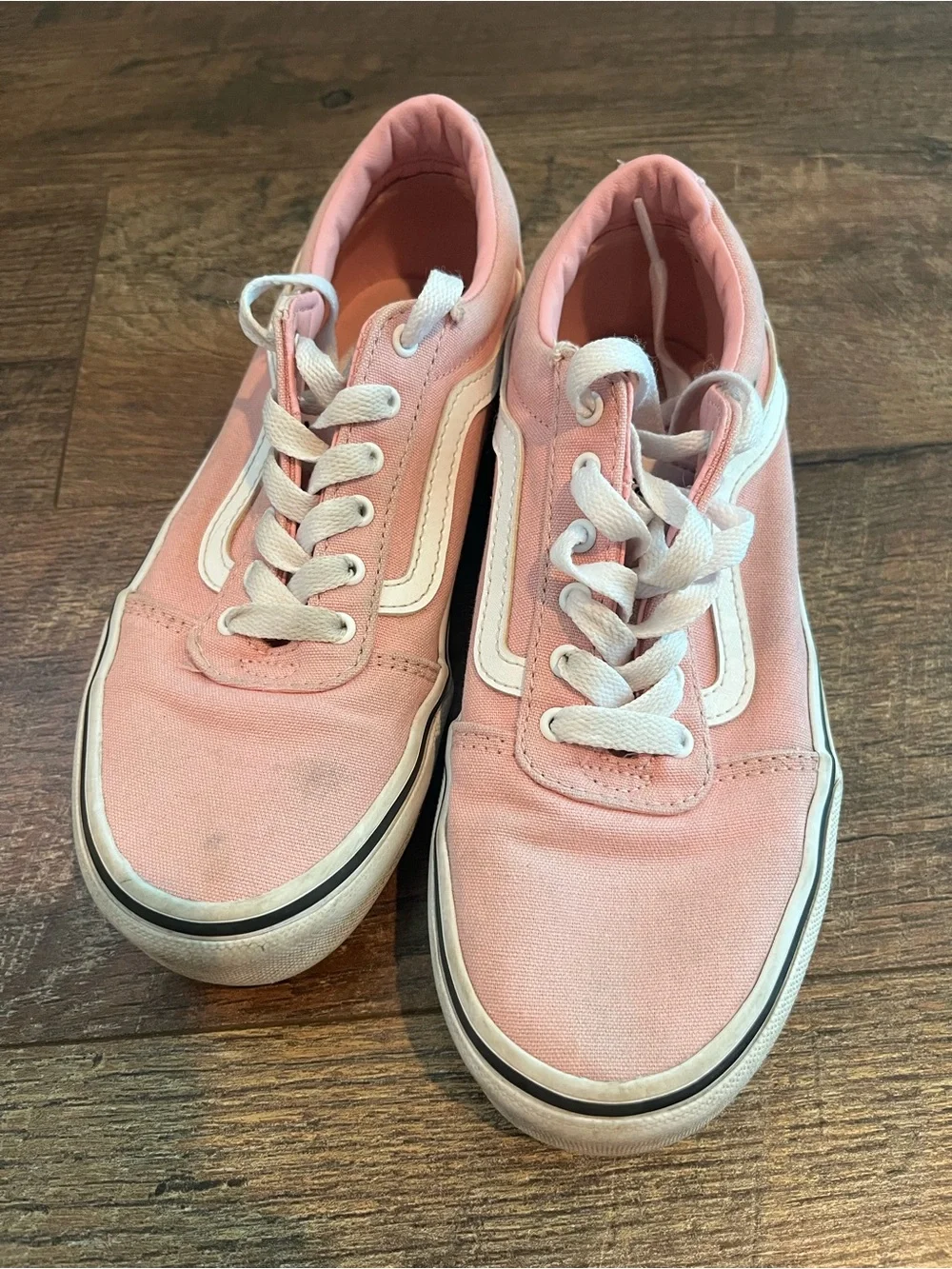 Vans girls bundle of 2 pairs of sneakers‎ size 3.5 & 4